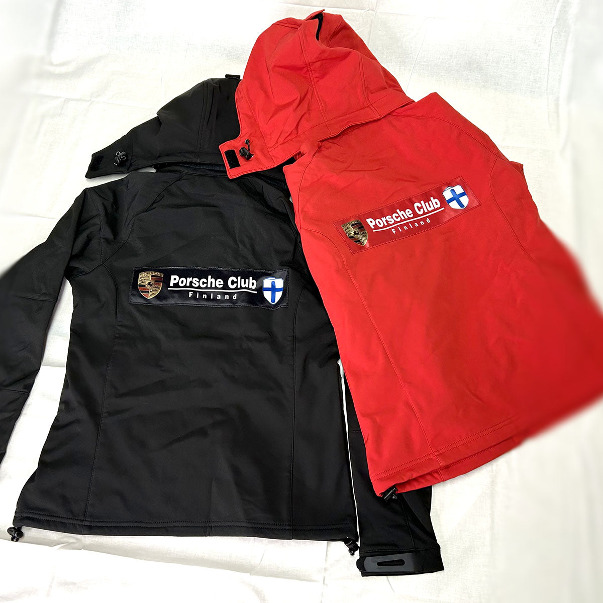 04 Softshell-takki PCF-logo selässä